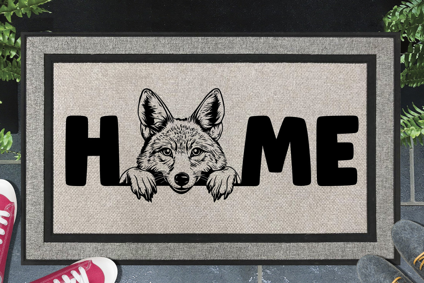 Coyote doormat – woven polyester mat with UV-resistant print, 18x30"